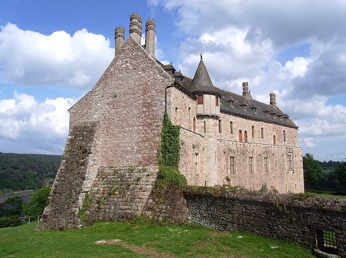 Le château de la Roche-Jagu, élévation antérieure et mur-pignon nord-ouest (début du XVème siècle) (2008)